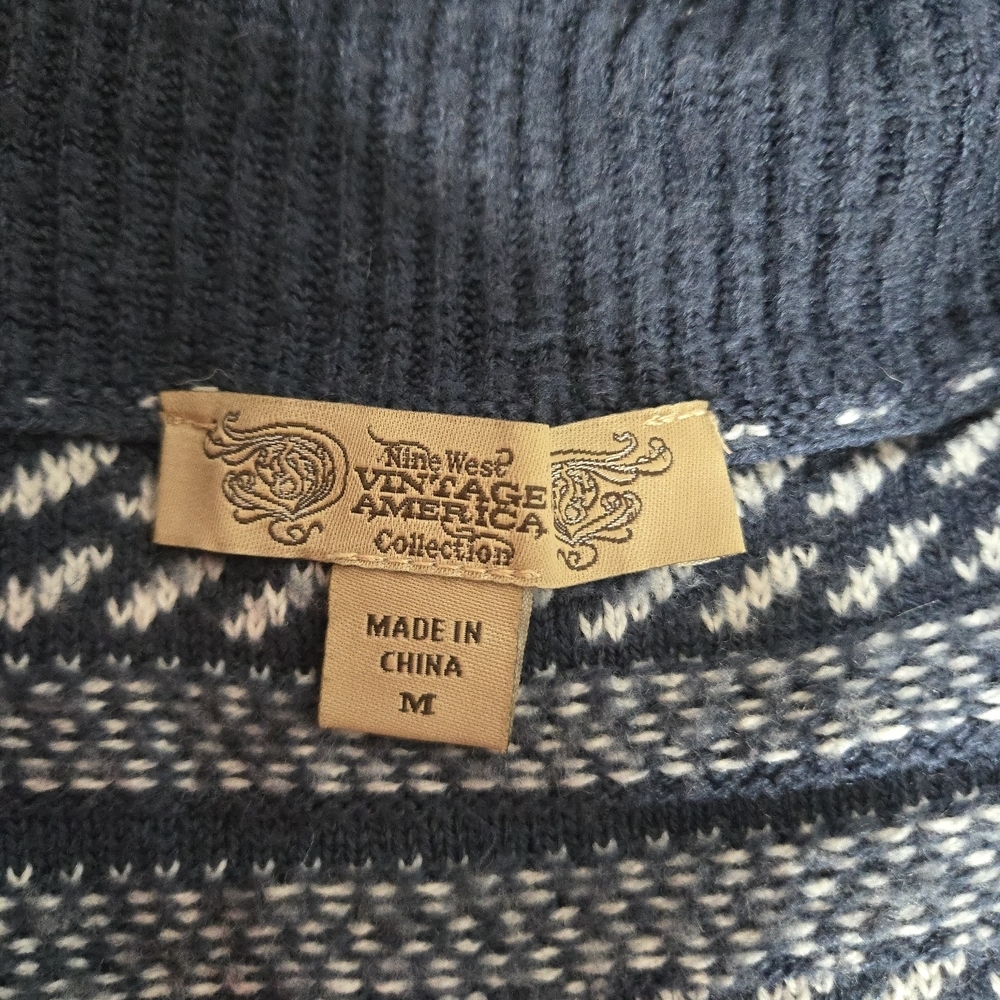 Women's Navy and White Striped Sweater - Picture 2 of 7
